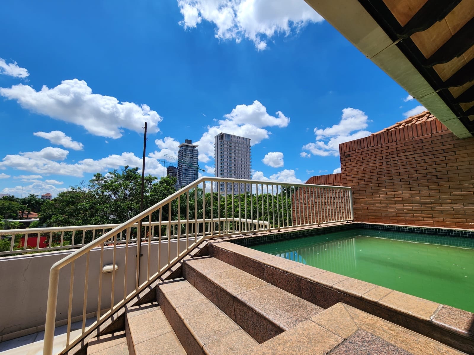 EN ALQUILER: Exclusivo Penthouse de Lujo con 3 Suites en el Prestigioso Barrio Carmelitas — foto 3