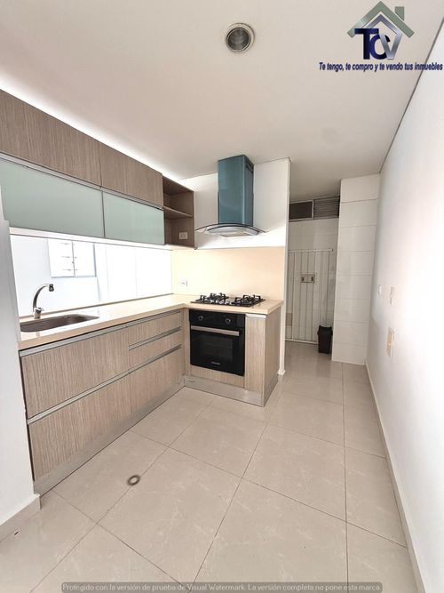 Apartamento de 2 alcobas en venta en Sotomayor, Bucaramanga, 83 m² · foto 2 de 9