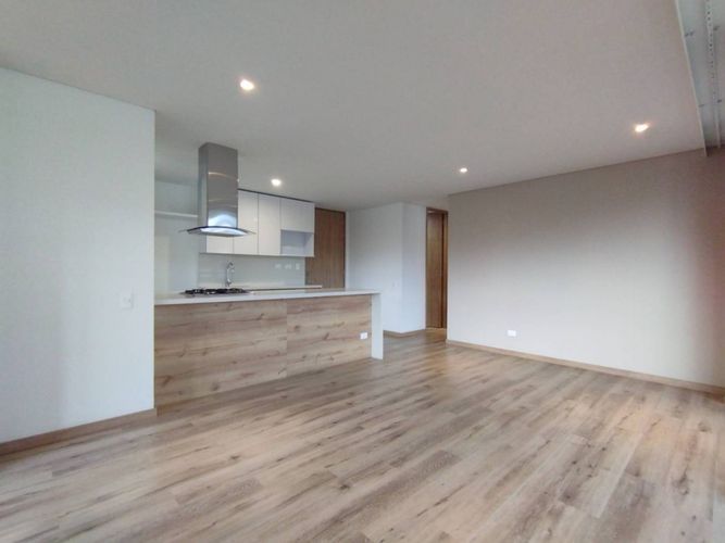 Apartamento de 2 alcobas en venta en Santa Elena, El Retiro, 87 m² · foto 5 de 16