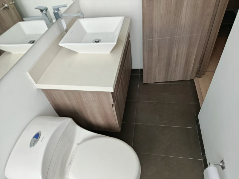 Apartamento en arriendo en Loma Del Esmeraldal, Envigado · foto 12 de 24