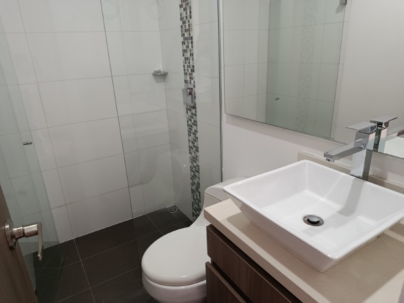 Apartamento en arriendo en Loma Del Esmeraldal, Envigado · foto 13 de 24