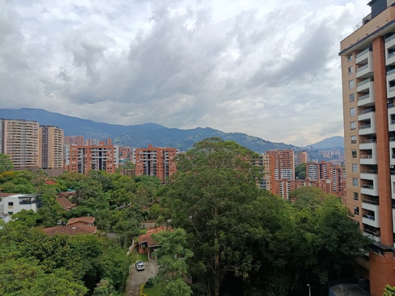 Apartamento en arriendo en Loma Del Esmeraldal, Envigado · foto 18 de 24