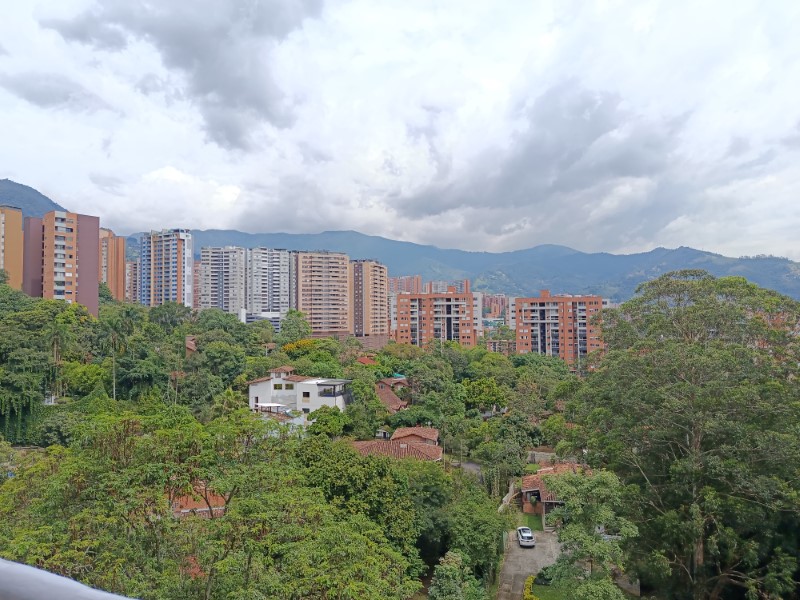 Apartamento en arriendo en Loma Del Esmeraldal, Envigado · foto 19 de 24