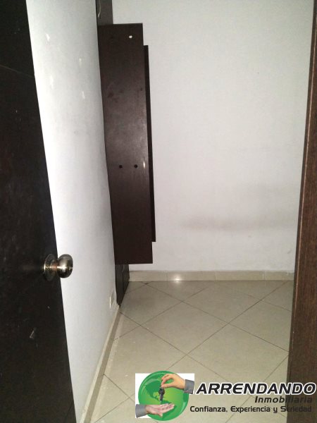 Apartamento en venta en Zona Industrial No. 1, Itagüí · foto 16 de 21