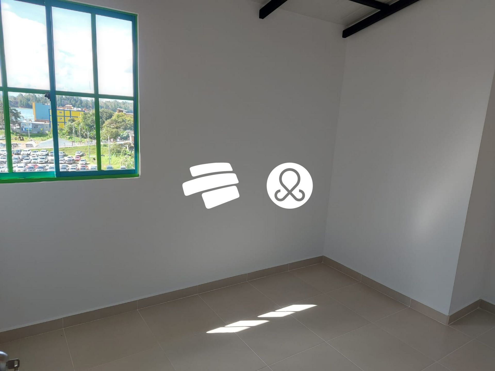 Apartamento en venta en Zona Industrial No. 1, Itagüí · foto 4 de 23