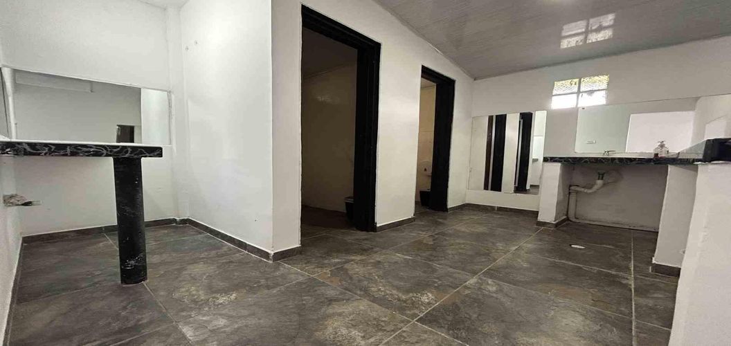 Local en arriendo en El Estanquillo, Dosquebradas, 300 m² · foto 7 de 20