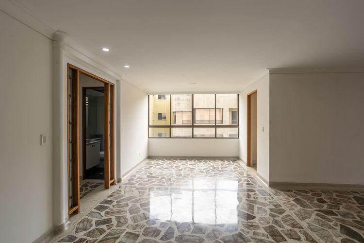Apartamento de 3 alcobas en venta en San Lucas, Medellín, 140 m² · foto 2 de 23