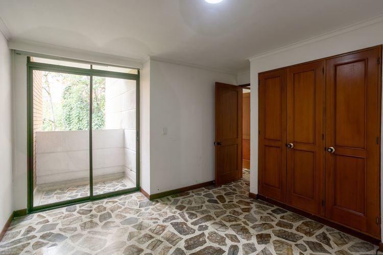 Apartamento de 3 alcobas en venta en San Lucas, Medellín, 140 m² · foto 21 de 23