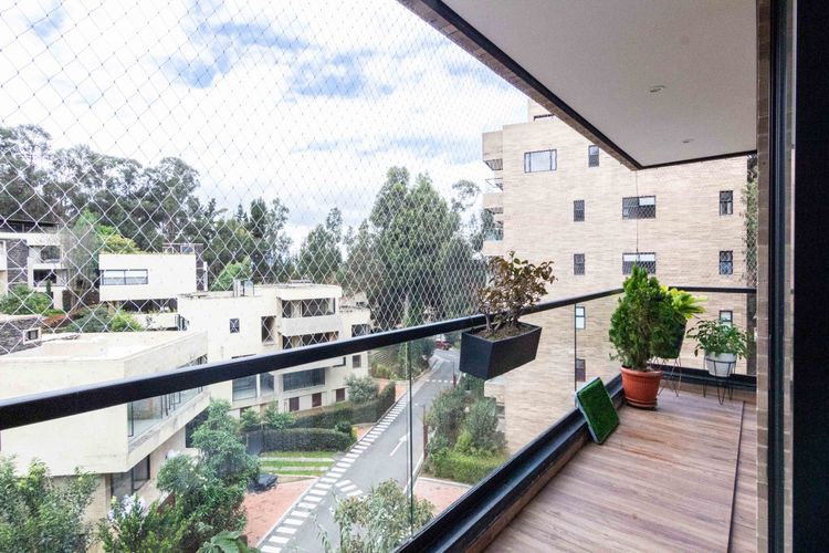 Apartamento de 3 alcobas en venta en Cerros De Suba, Bogotá, 198 m² · foto 14 de 24