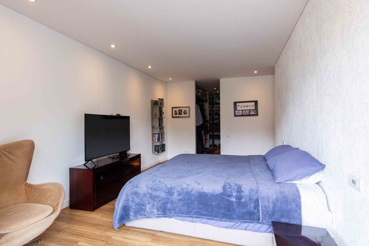 Apartamento de 3 alcobas en venta en Cerros De Suba, Bogotá, 198 m² · foto 16 de 24