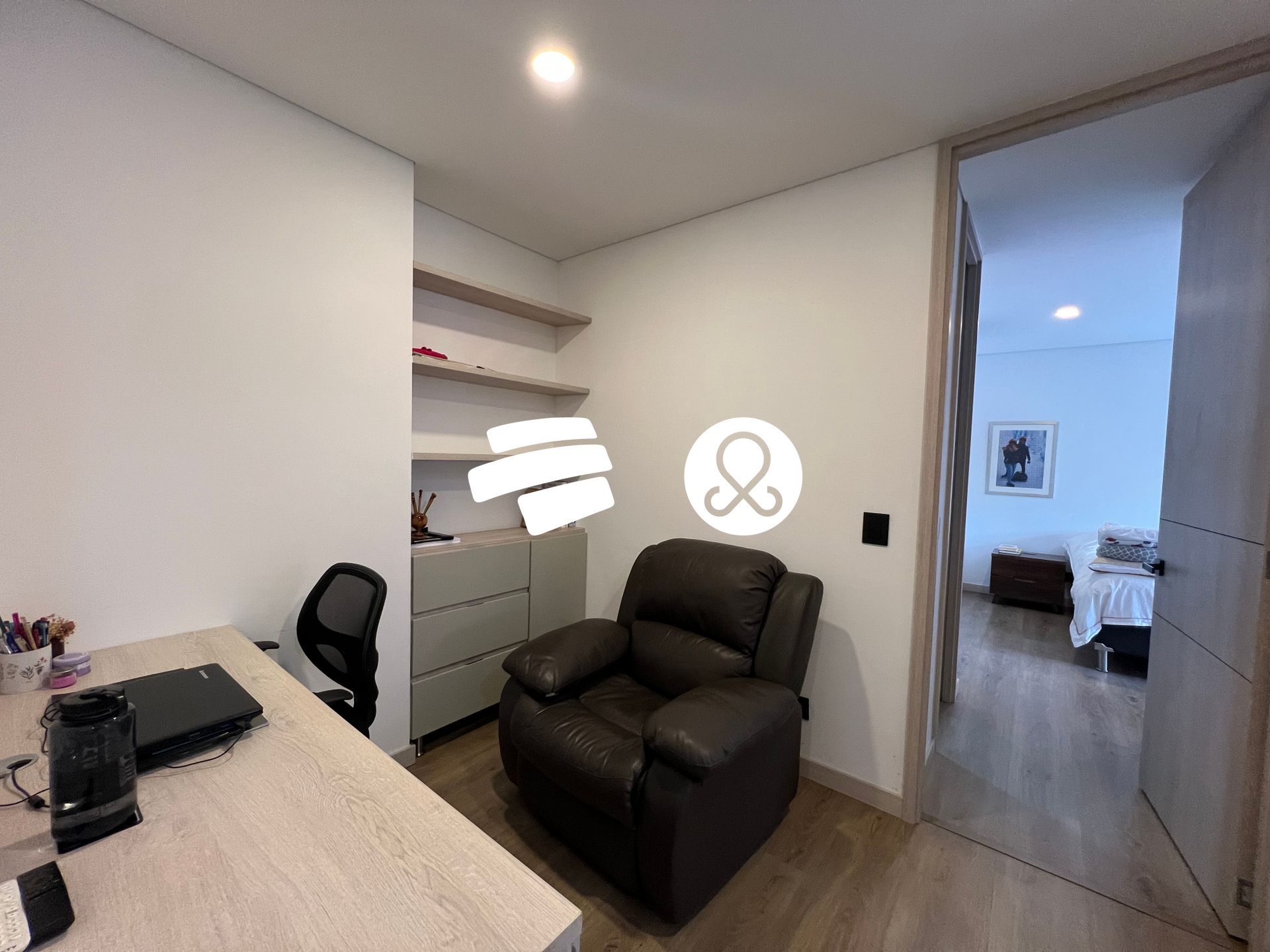 Apartamento en venta en Loma Del Esmeraldal, Envigado · foto 3 de 24
