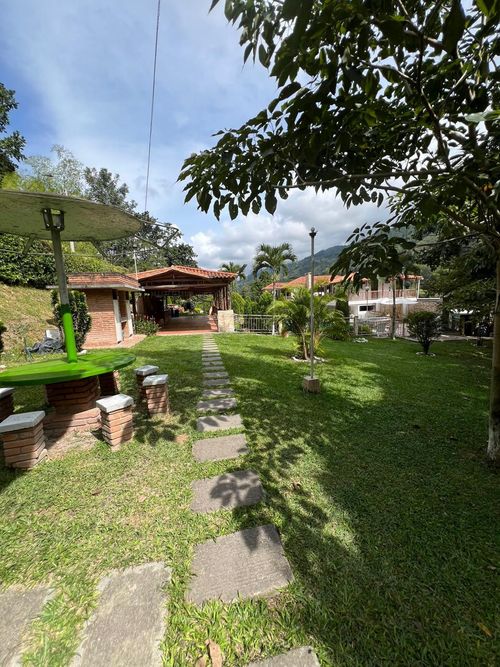 Finca en venta en Centro, Piedecuesta, 537 m² · foto 5 de 24