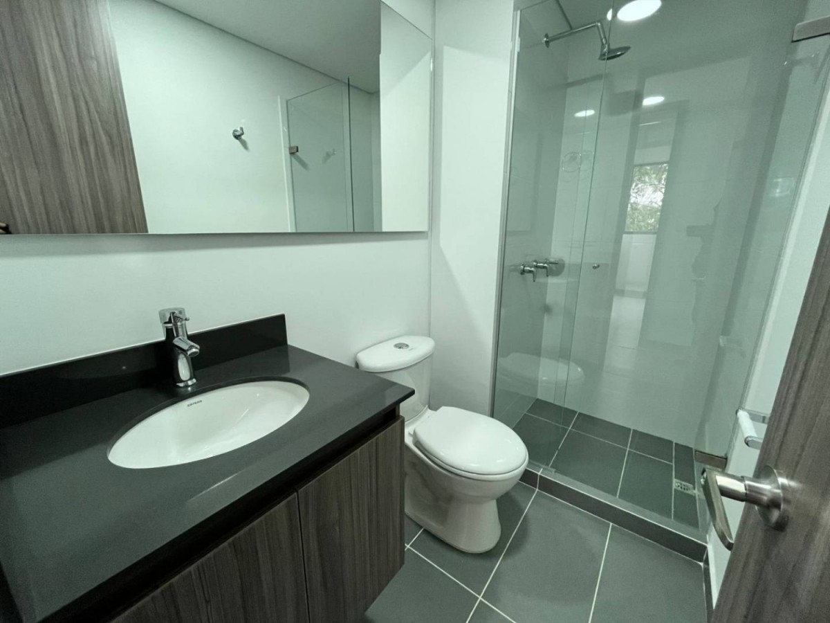 Apartamento en arriendo en Las Palmas, Medellín · foto 7 de 14