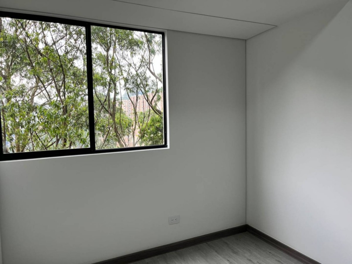 Apartamento en arriendo en Las Palmas, Medellín · foto 9 de 14