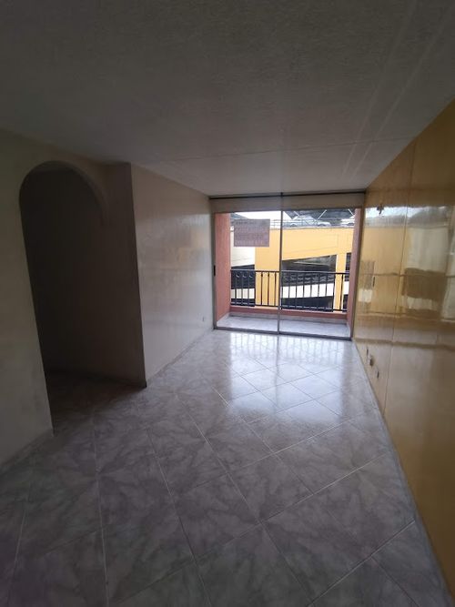 Apartamento en venta en Primero De Mayo, Cali · foto 6 de 14