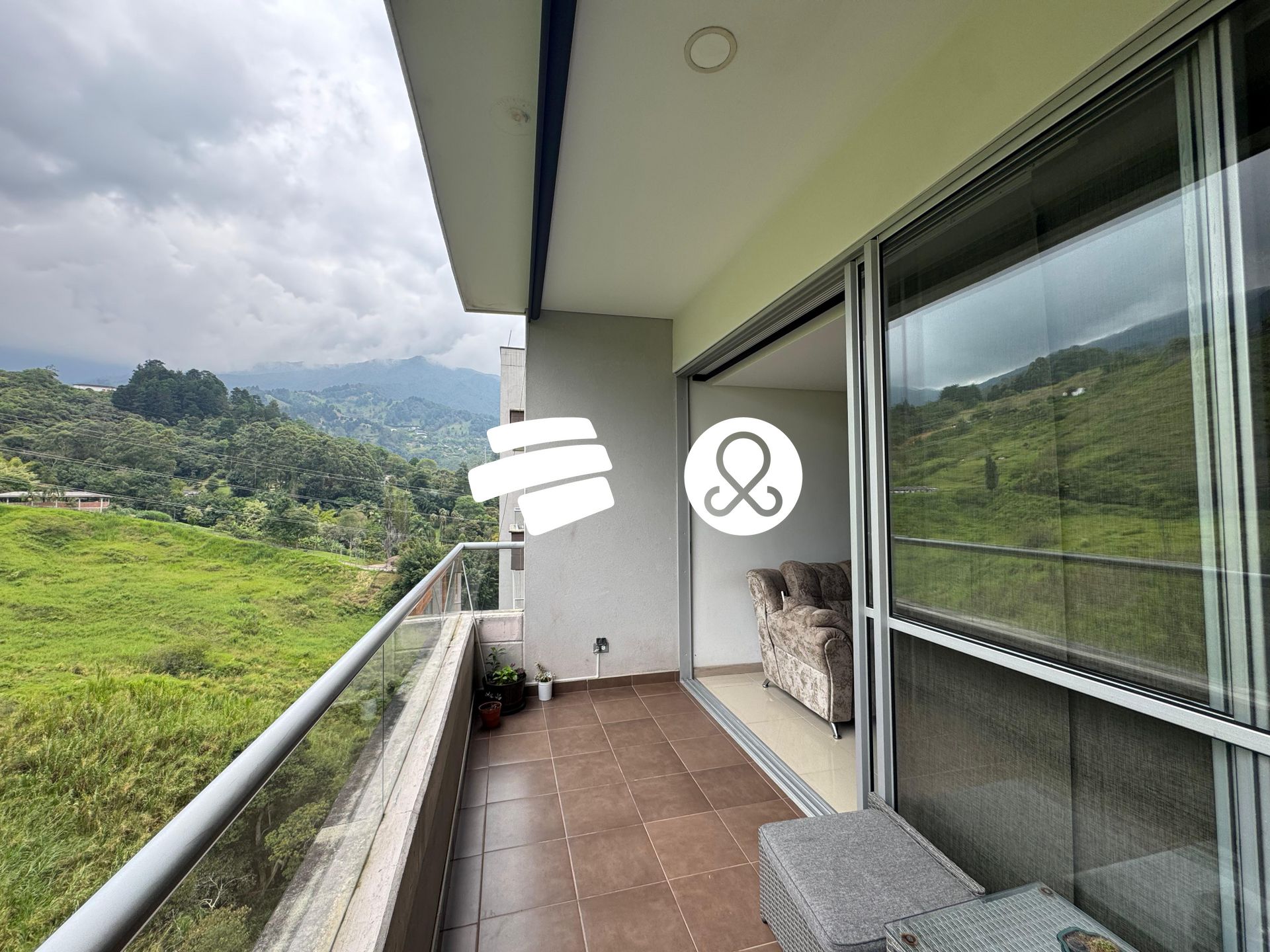 Apartamento en venta en Zona Centro, Envigado · foto 15 de 19