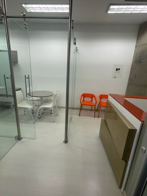Oficina en arriendo en Unicentro Cali, Cali, 26 m² · foto 16 de 18