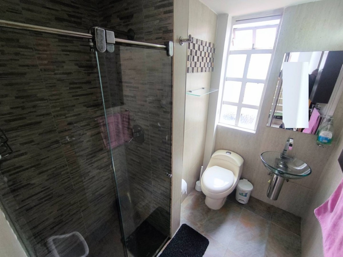 Casa en venta en Cedritos, Bogotá · foto 12 de 24
