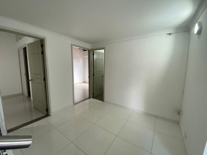 Casa de 3 alcobas en arriendo en El Tesoro, Medellín, 278 m² · foto 8 de 24