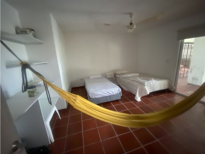 Casa de 4 alcobas en venta en Ricaurte, 300 m² · foto 5 de 18