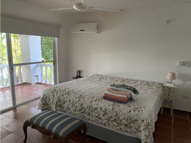 Casa de 4 alcobas en venta en Ricaurte, 300 m² · foto 7 de 18