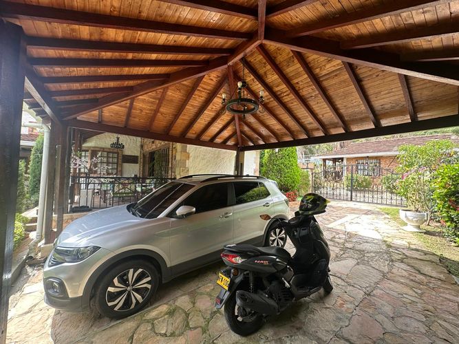 Casa de 4 alcobas en venta en Terrazas De Menzuli, Piedecuesta, 702 m² · foto 3 de 20