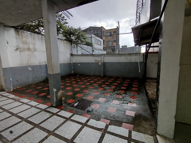 Casa de 30 alcobas en arriendo en Sector Plaza De Bolivar, Pereira, 600 m² · foto 8 de 12