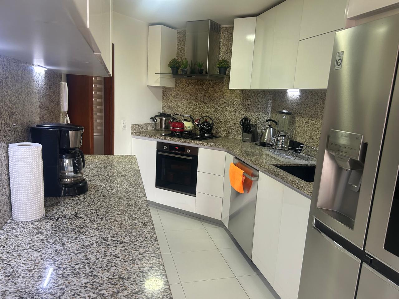 Apartamento en venta en Chicó Navarra, Bogotá · foto 3 de 24