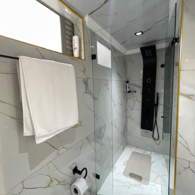 Apartamento en venta en El Poblado, Medellín 4