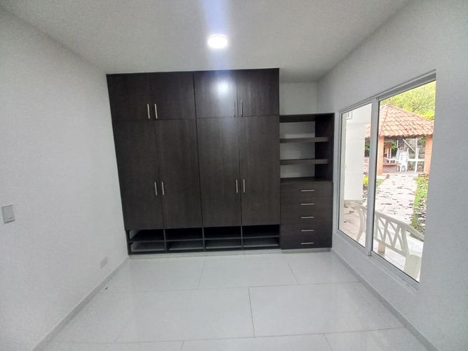 Casa de 5 alcobas en venta en Caminos Del Vergel, Ibagué, 838 m² · foto 16 de 24