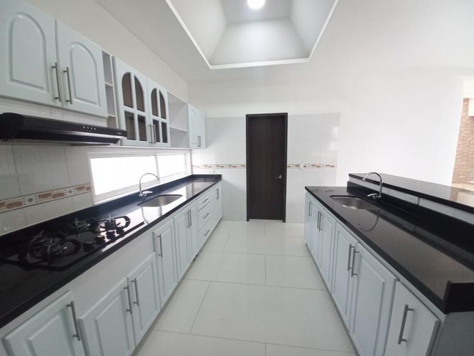 Casa de 5 alcobas en venta en Caminos Del Vergel, Ibagué, 838 m² · foto 24 de 24