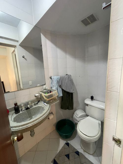 Apartamento de 3 alcobas en venta en El Recuerdo, Bogotá, 90 m² · foto 8 de 23