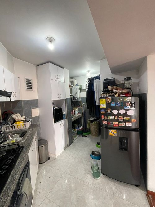 Apartamento de 3 alcobas en venta en El Recuerdo, Bogotá, 90 m² · foto 4 de 23
