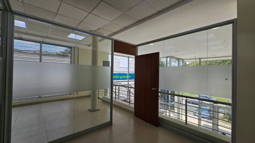 Local en arriendo en Ciudad Jardin, Cali, 270 m² · foto 15 de 24