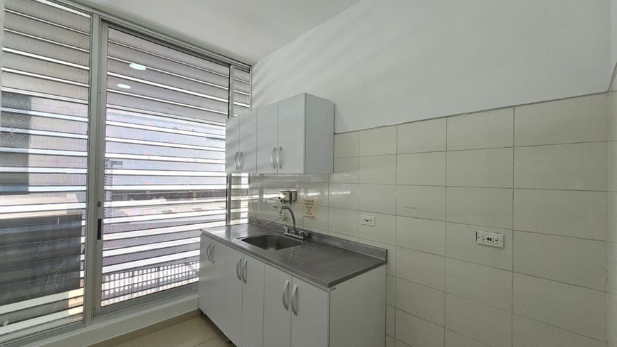 Local en arriendo en Ciudad Jardin, Cali, 270 m² · foto 17 de 24