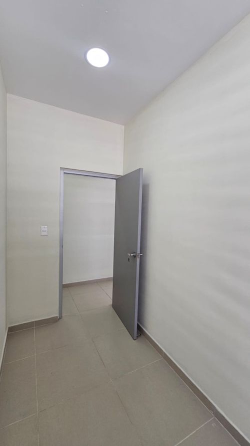 Local en arriendo en Ciudad Jardin, Cali, 270 m² · foto 22 de 24