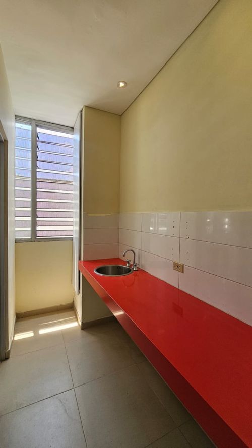 Local en arriendo en Ciudad Jardin, Cali, 270 m² · foto 23 de 24