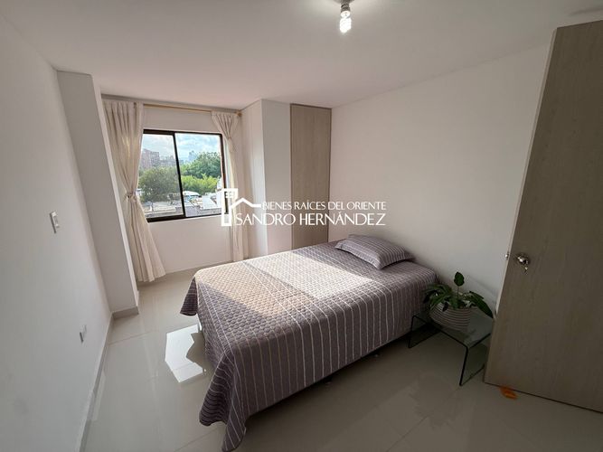 Apartamento de 3 alcobas en venta en Terrazas, Bucaramanga, 138 m² · foto 3 de 18