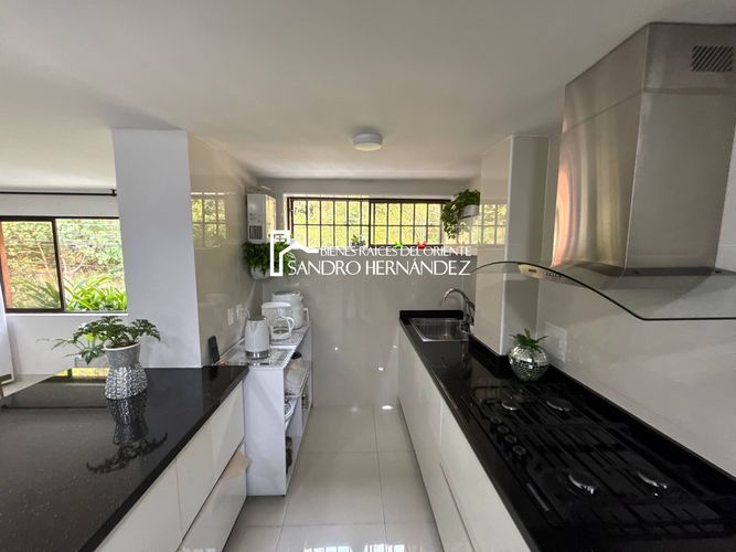 Apartamento de 3 alcobas en venta en Terrazas, Bucaramanga, 138 m² · foto 6 de 18