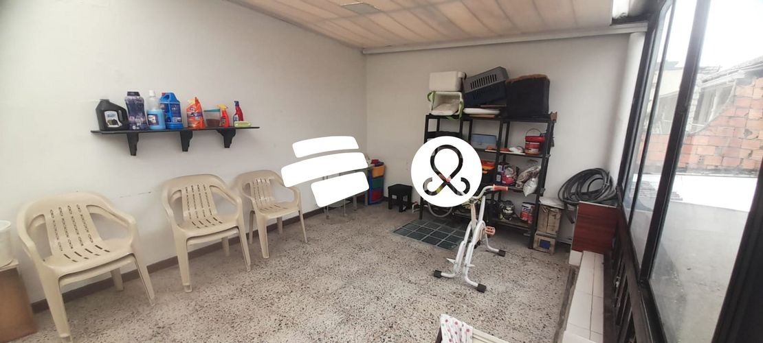 Casa de 5 alcobas en venta en Lisboa Usaquén, Bogotá, 242 m² · foto 17 de 20