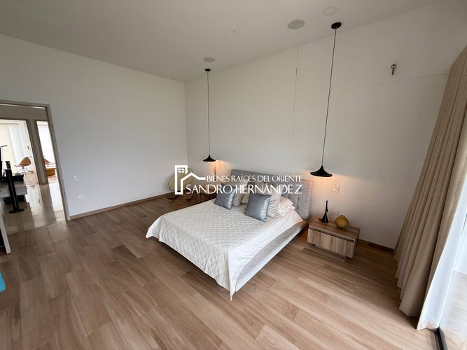 Casa de 4 alcobas en venta en Ruitoque Condominio, Floridablanca, 326 m² · foto 9 de 24