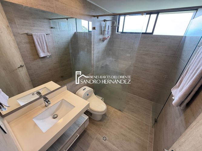 Casa de 4 alcobas en venta en Ruitoque Condominio, Floridablanca, 326 m² · foto 22 de 24