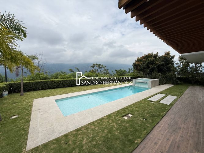 Casa de 4 alcobas en venta en Ruitoque Condominio, Floridablanca, 326 m² · foto 24 de 24