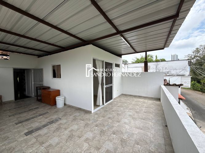 Casa de 4 alcobas en venta en Los Cedros, Bucaramanga, 193 m² · foto 23 de 24