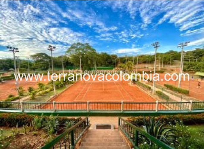 Casa de 4 alcobas en venta en Ricaurte, 1268 m² · foto 19 de 20