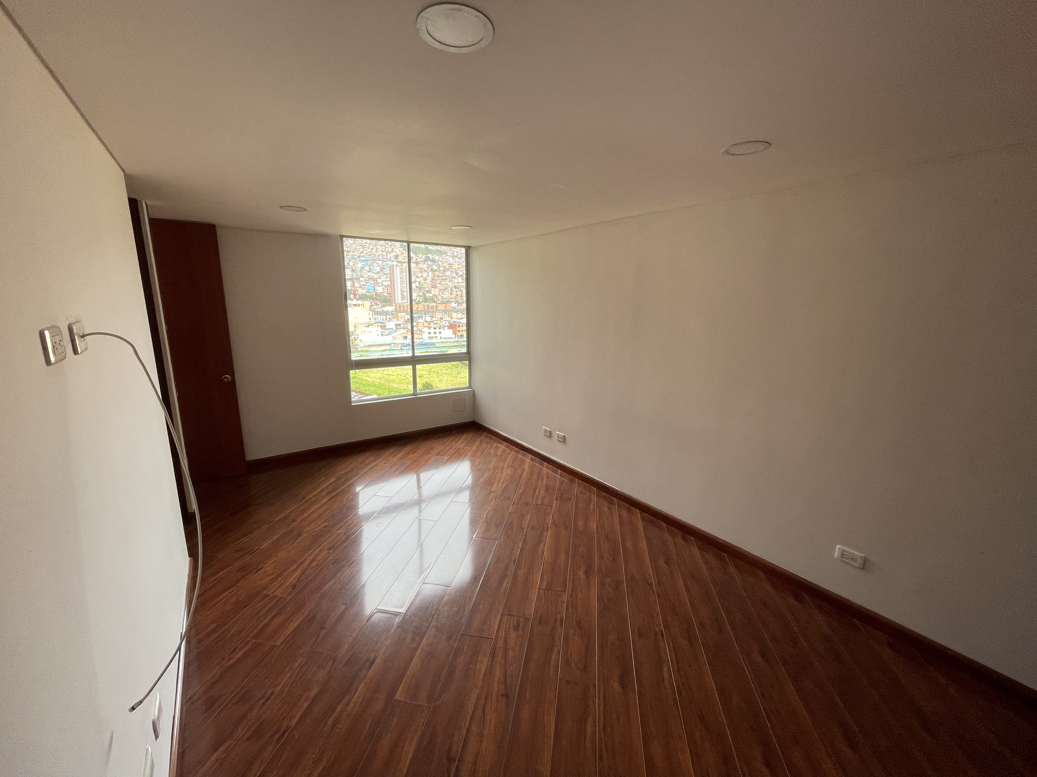 Apartamento en venta en Lagos De Torca, Bogotá · foto 2 de 20