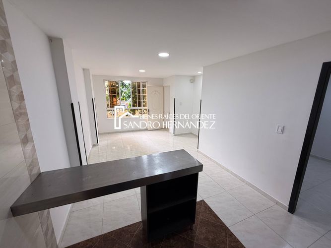 Apartamento de 4 alcobas en venta en La Argentina, Piedecuesta, 50 m² · foto 6 de 24
