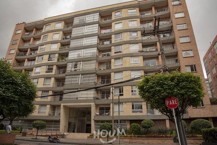 Apartamento de 2 alcobas en venta en Chico Norte, Bogotá, 70 m² · foto 4 de 24