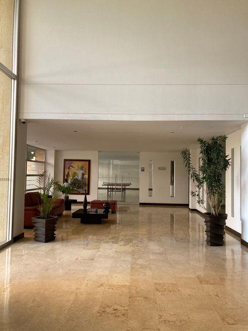Apartamento de 2 alcobas en venta en Chico Norte, Bogotá, 70 m² · foto 11 de 24