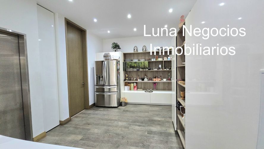 Casa de 5 alcobas en venta en Ruitoque Condominio, Floridablanca, 640 m² · foto 9 de 24
